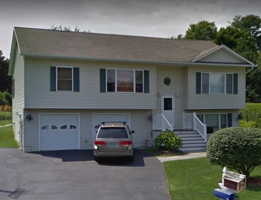 125 Country Club E Drive