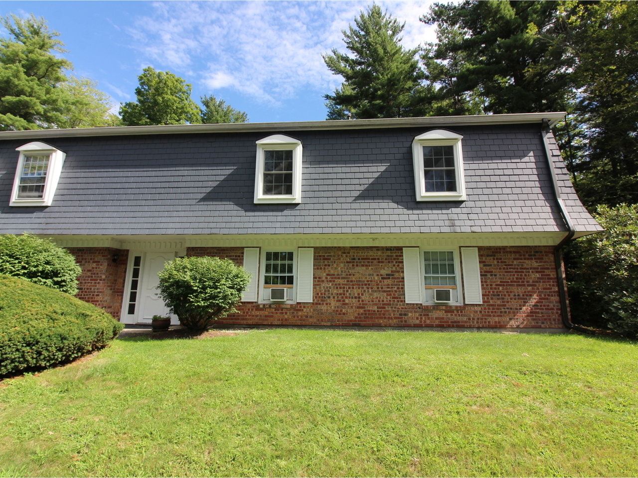 125 Kennedy Drive, Unit 24