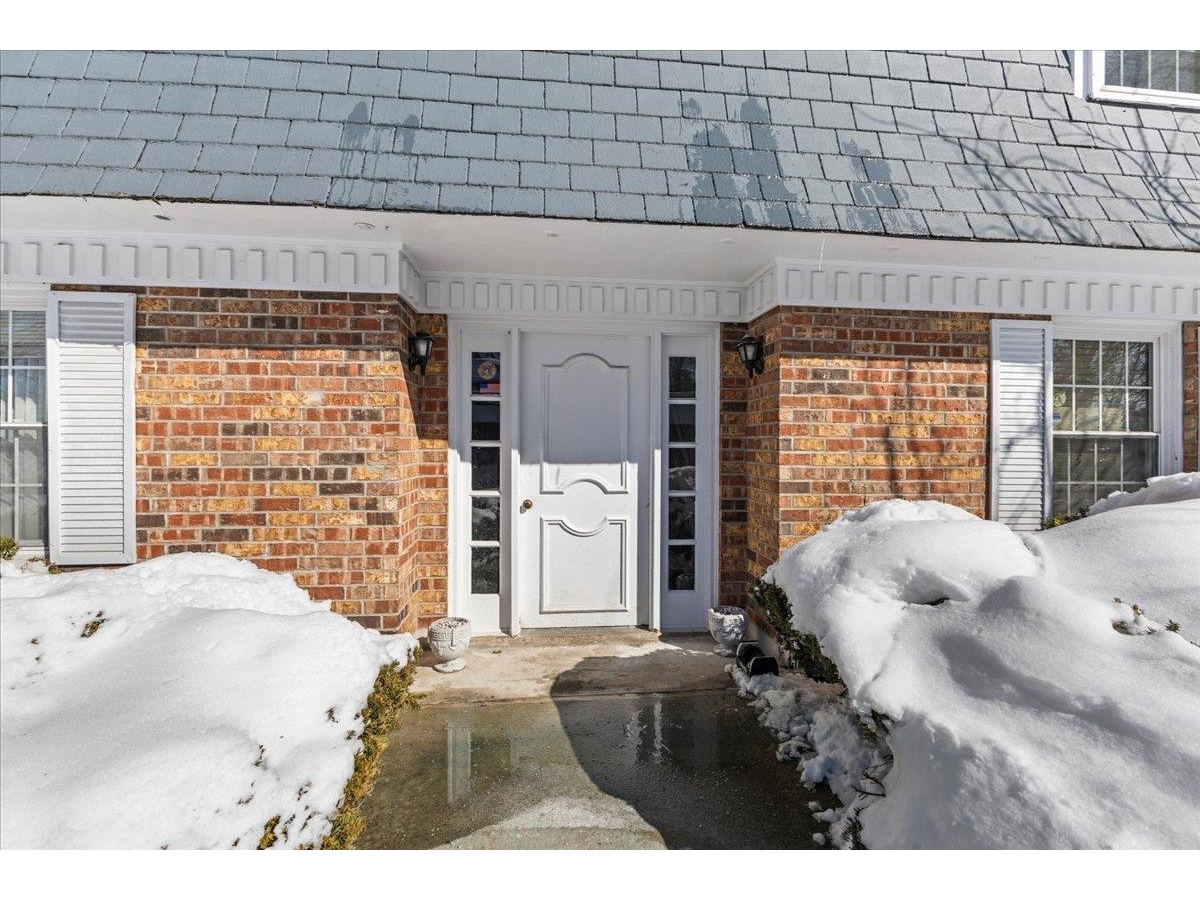 125 Kennedy Drive, Unit 3