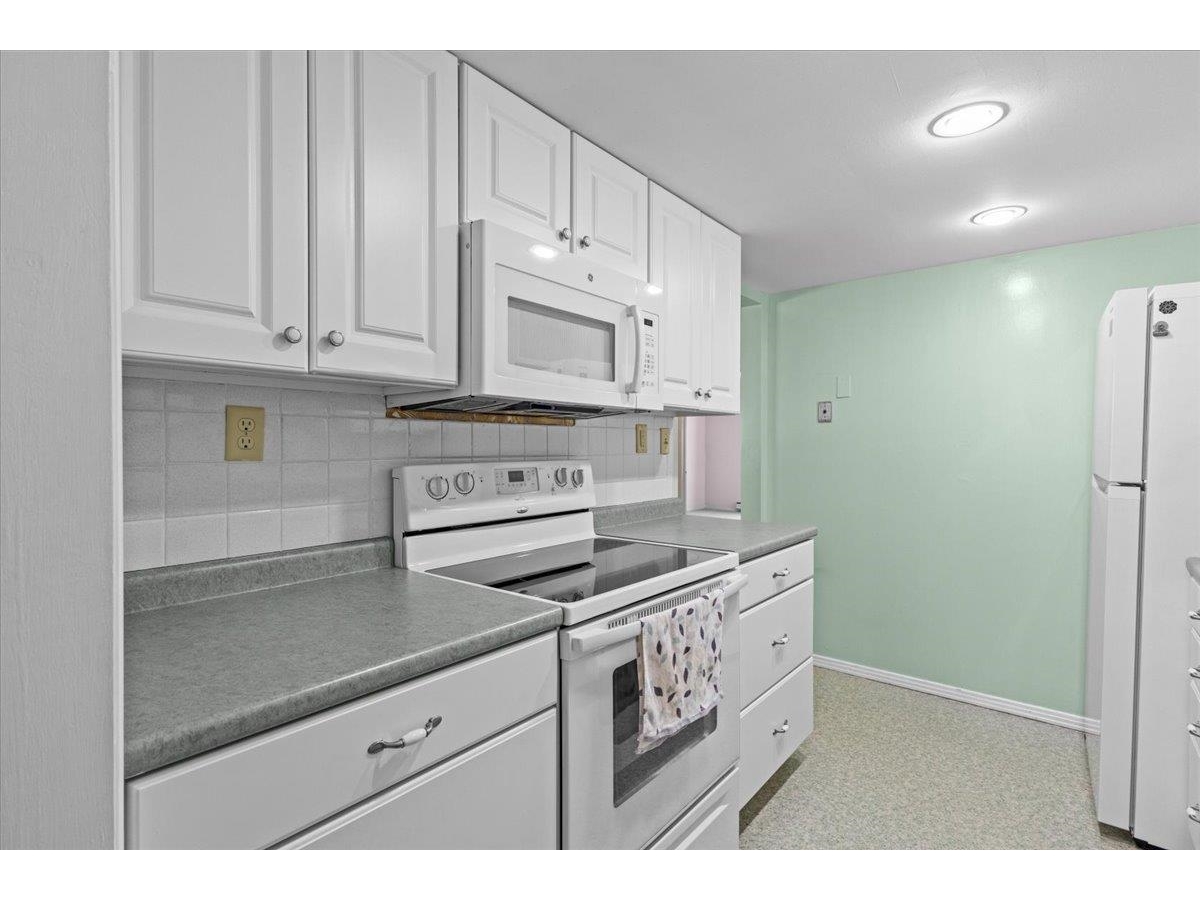 125 Kennedy Drive, Unit 3