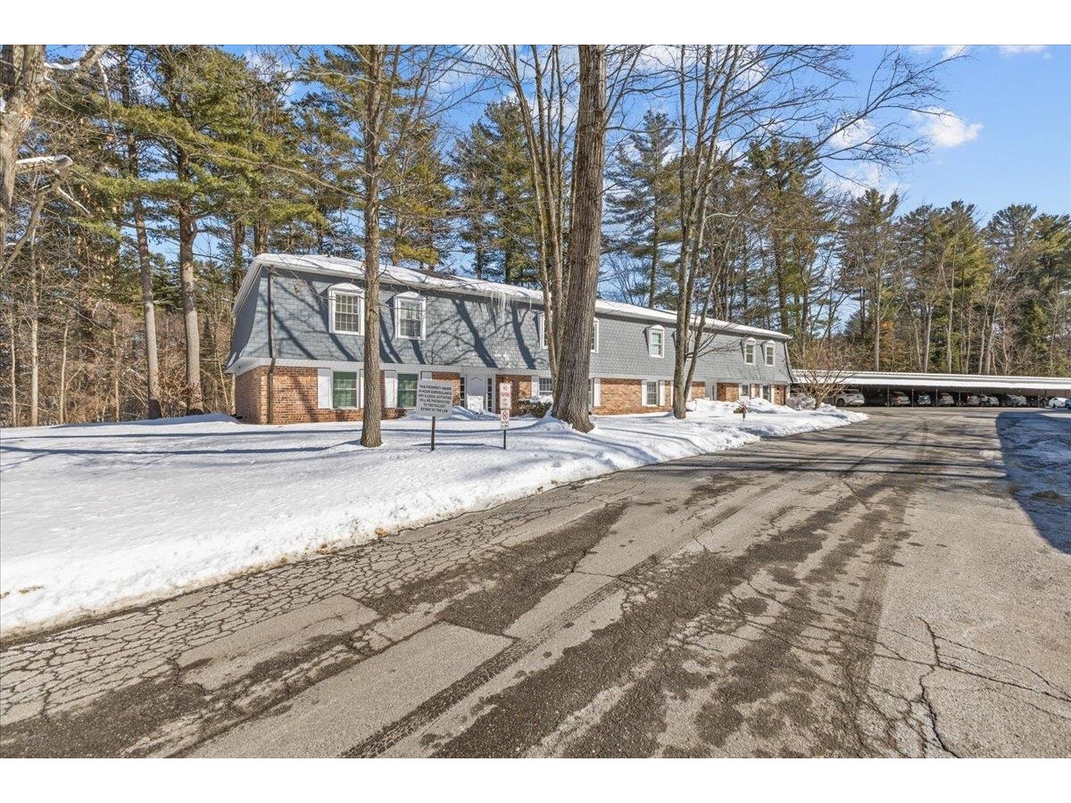 125 Kennedy Drive, Unit 3
