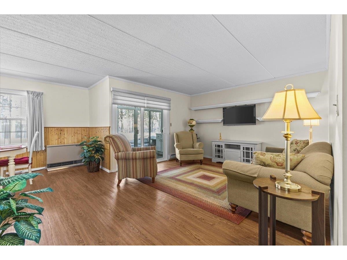 125 Kennedy Drive, Unit 3