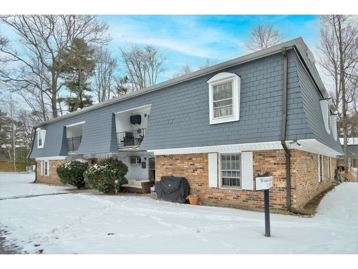 125 Kennedy Drive, Unit 40