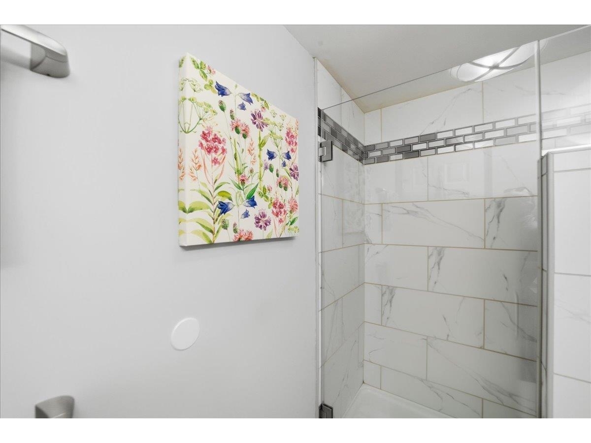 125 Kennedy Drive, Unit 6