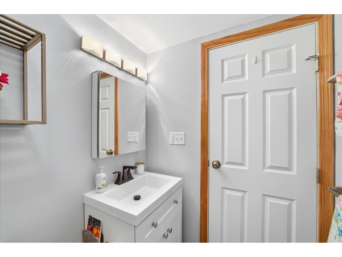 125 Kennedy Drive, Unit 6