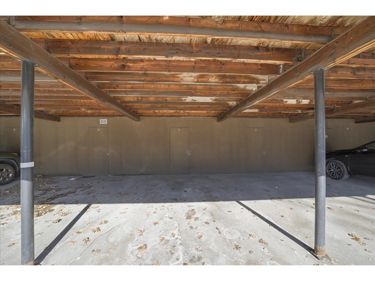 125 Kennedy Drive, Unit 6