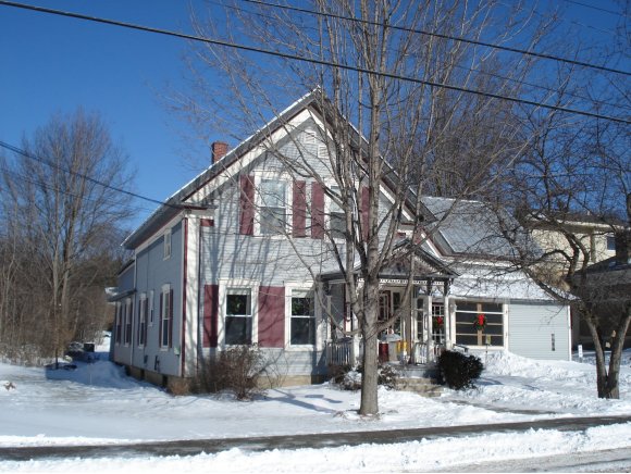125 Main St.