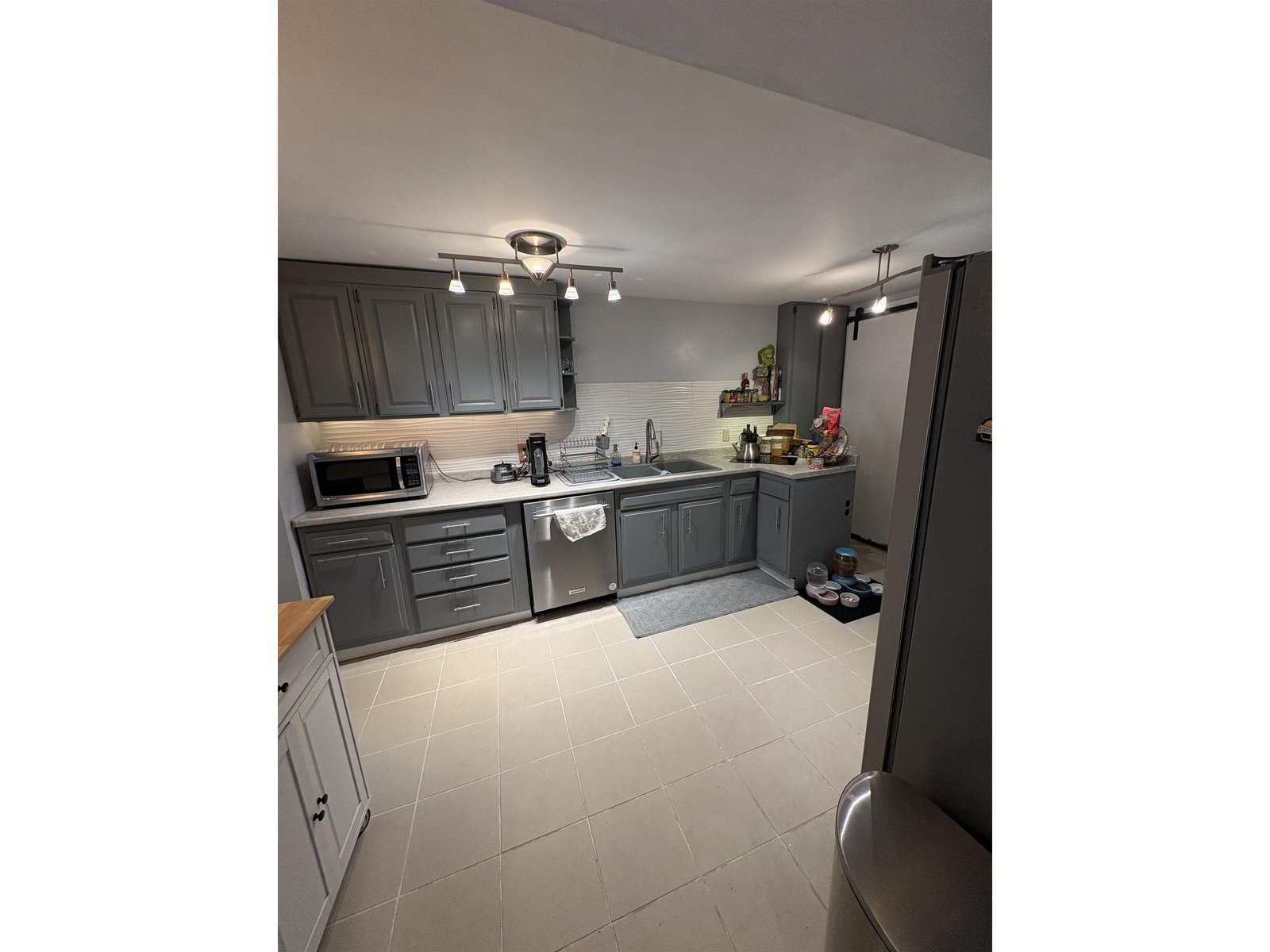 basement kitchen