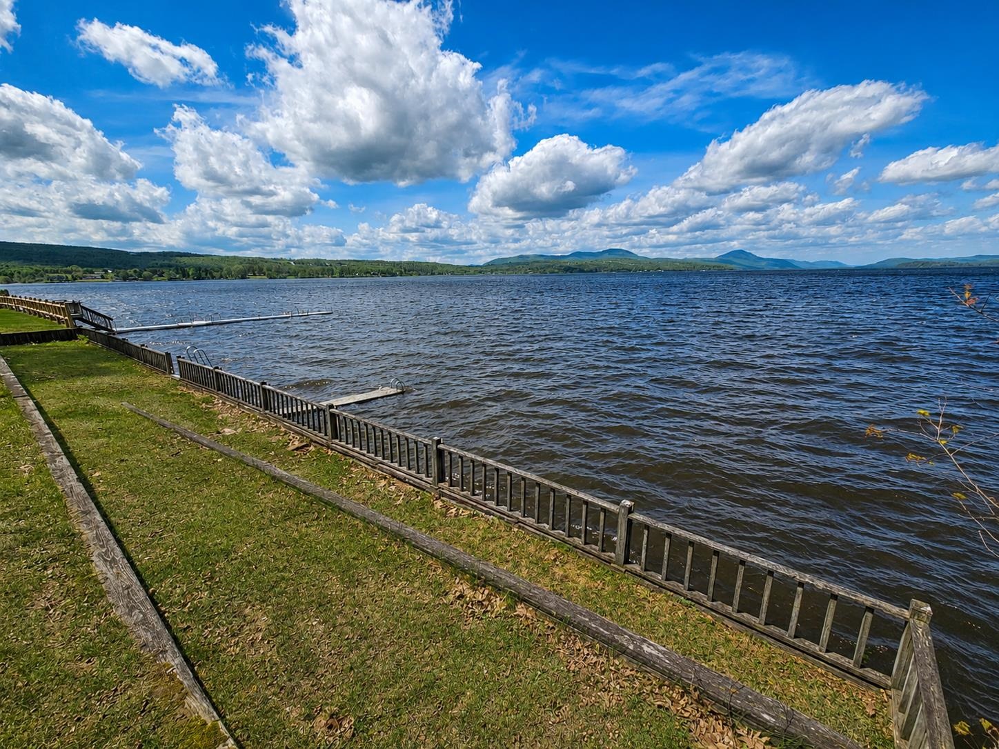 Waterfrontage