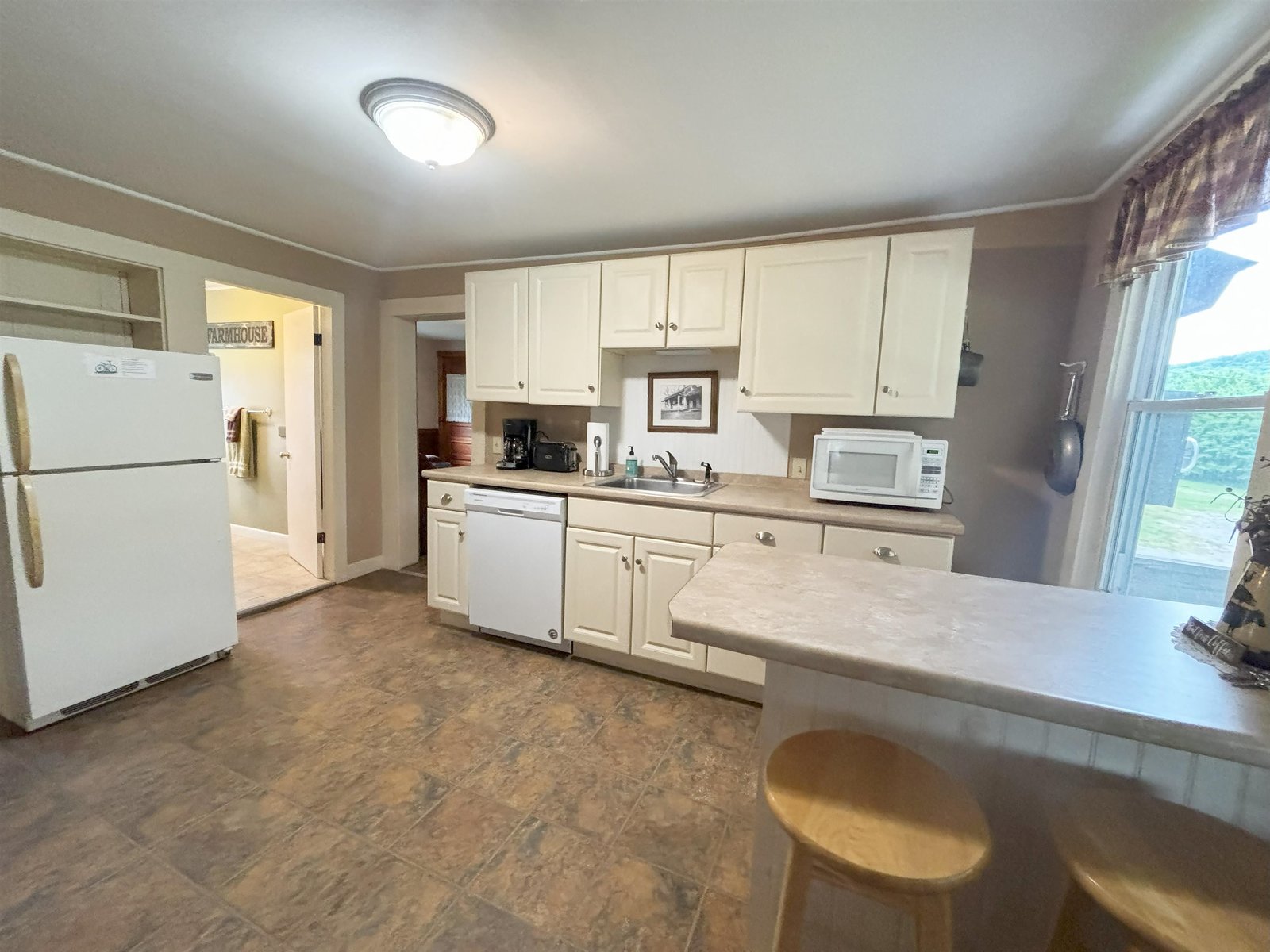 1258 Pinkham Road