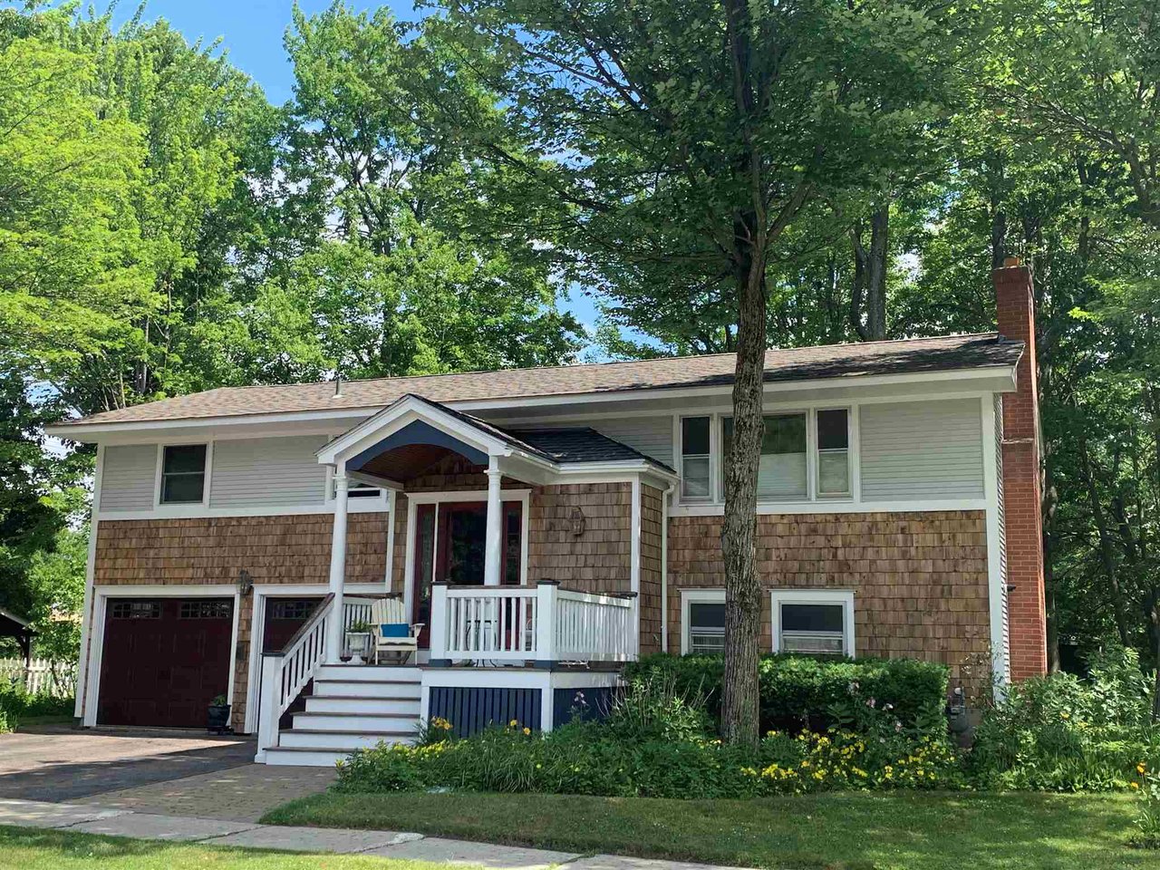 126 Pleasant Avenue