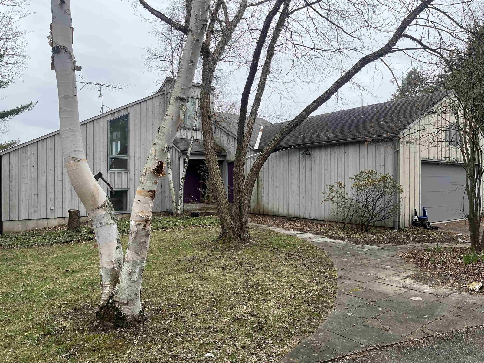 126 Pond Road