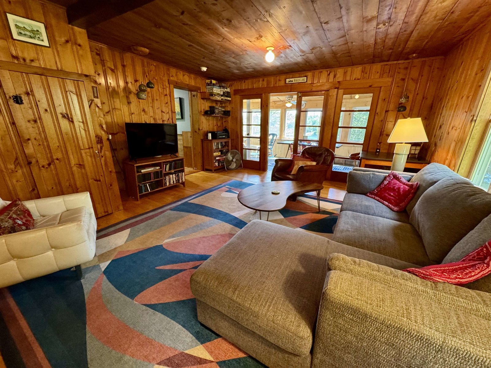 1269 Halls Lake Road