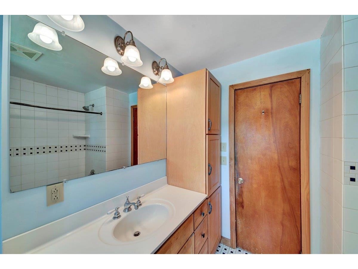 127 Edgemoor Drive