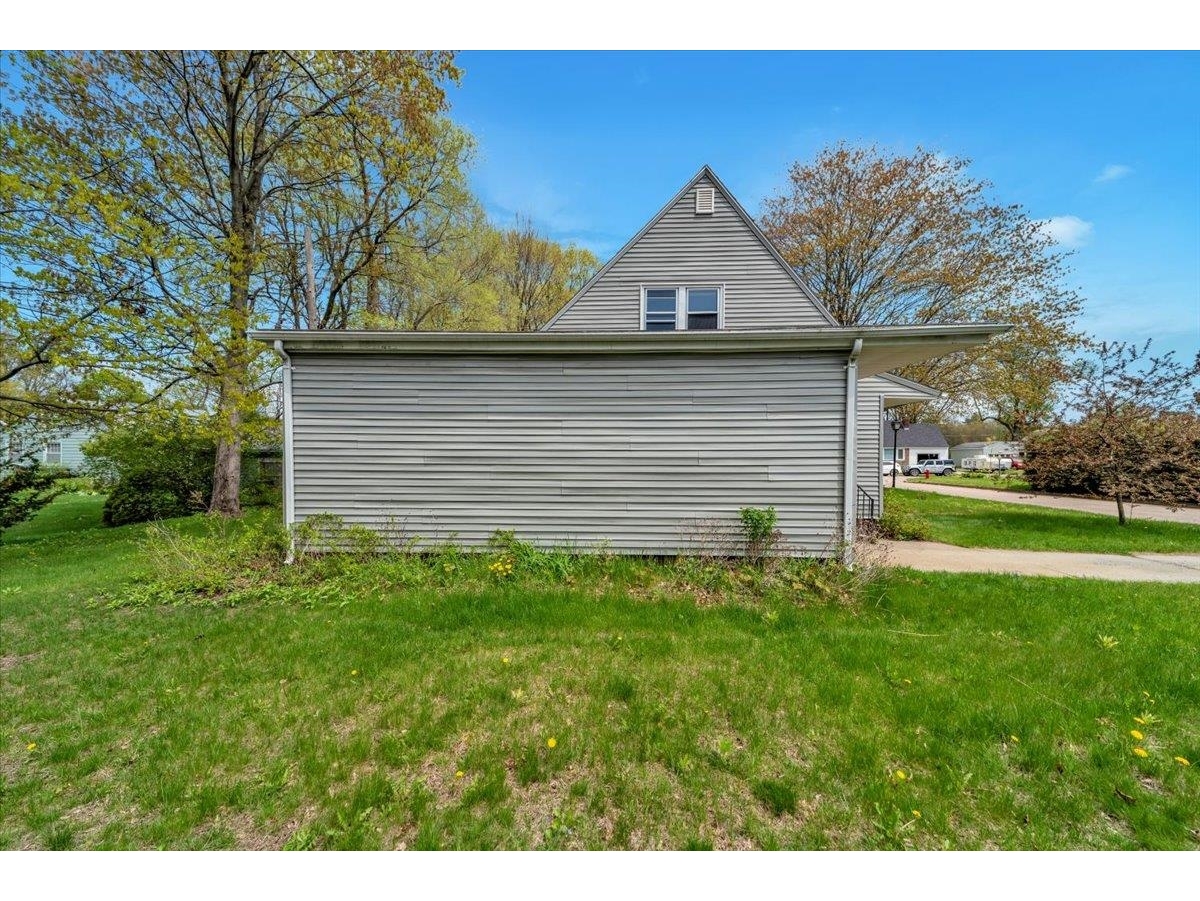 127 Edgemoor Drive
