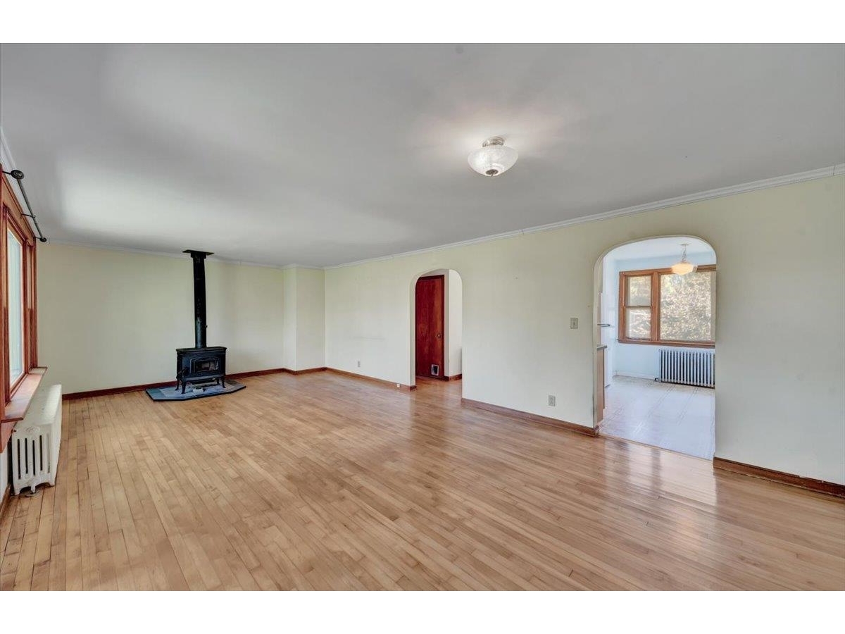 127 Edgemoor Drive