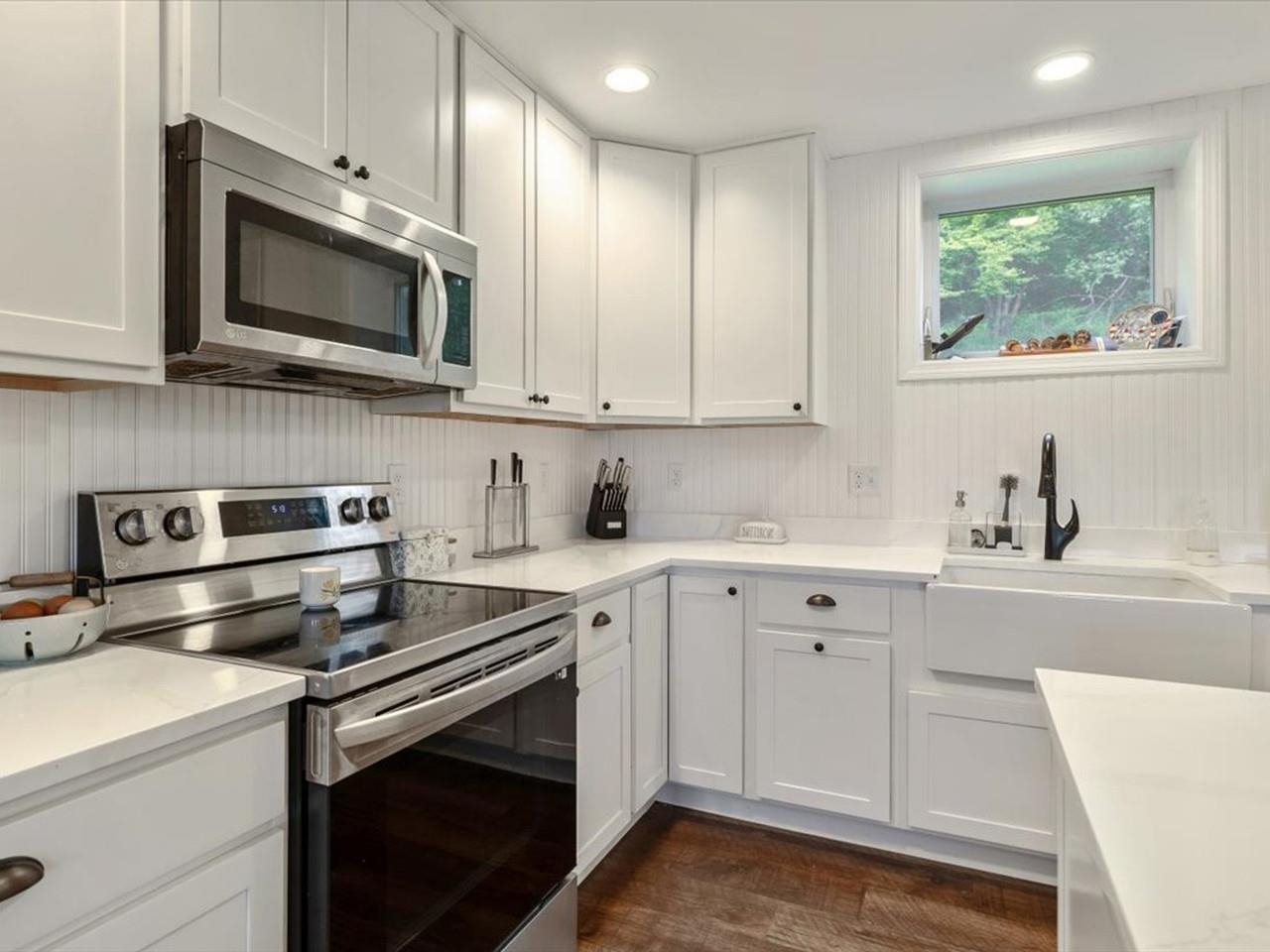 127 Hillside Drive