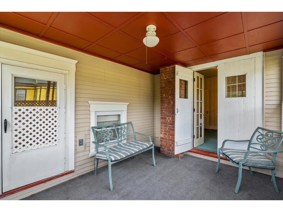 Porch off of kitchen