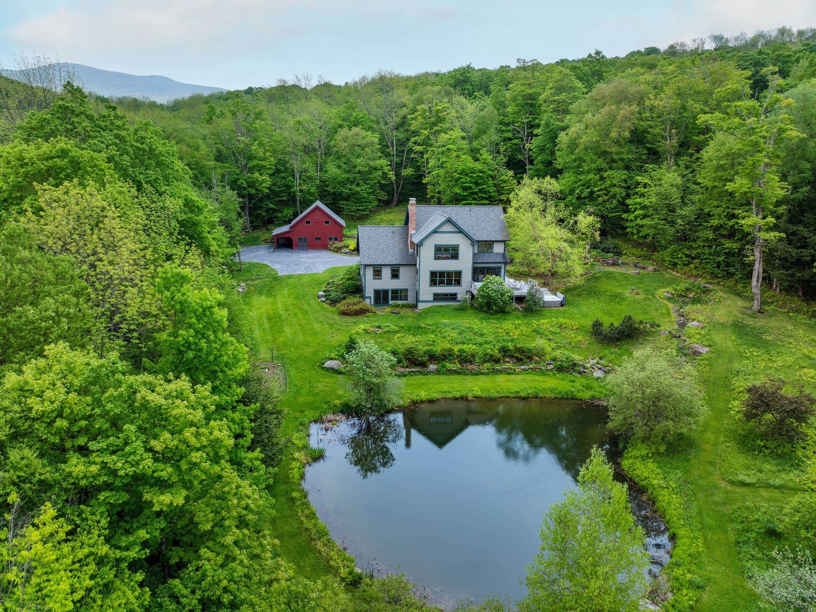 1270 North Hill Road