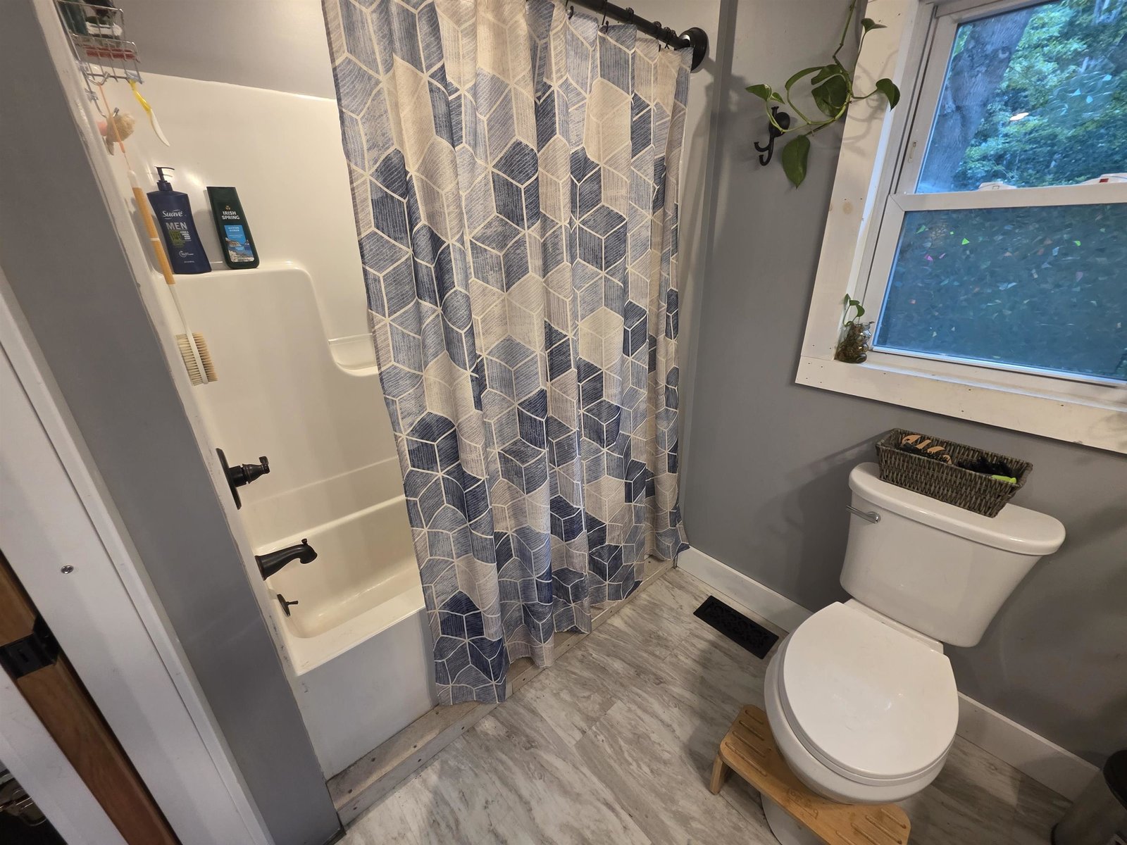 1st floor full bath
