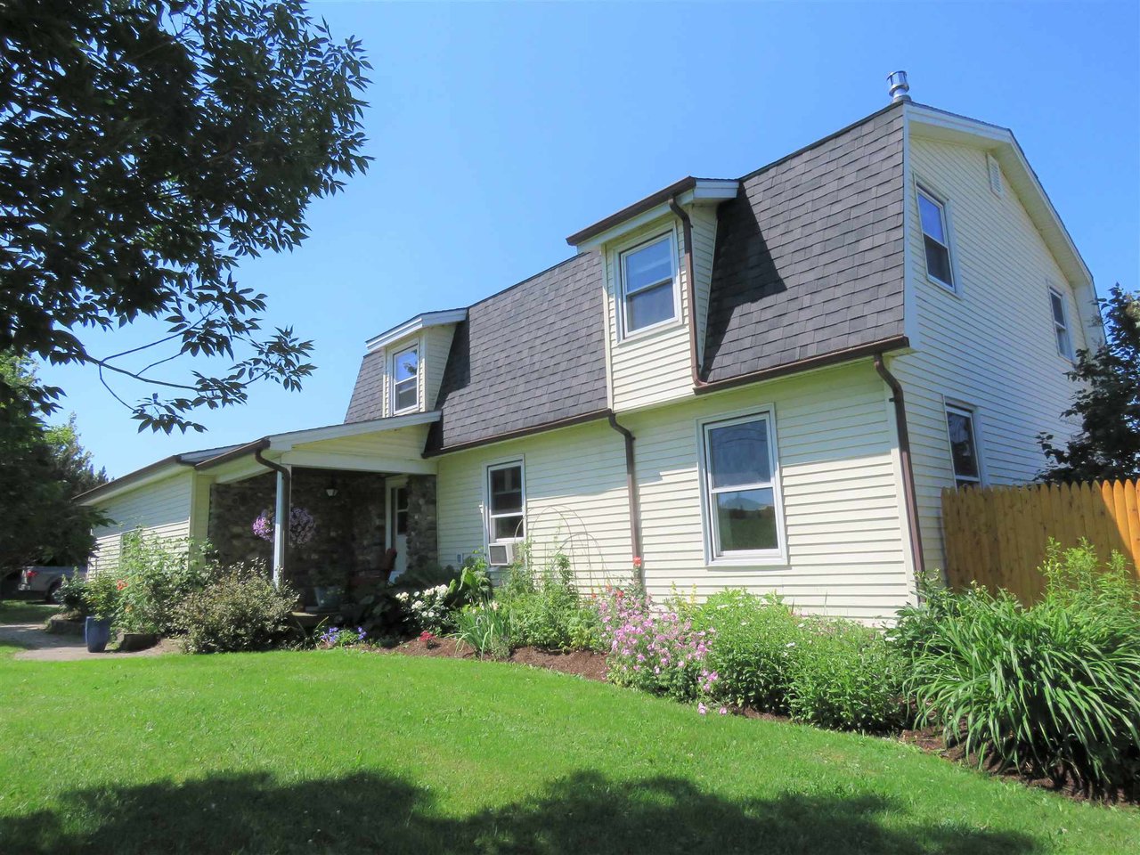 1276 Herrick Road