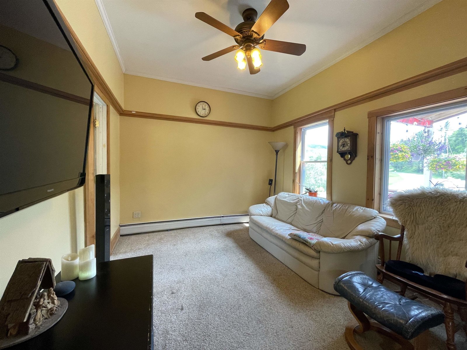 1277 Cabot Road
