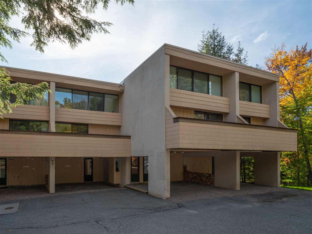 1277 Notchbrook Road, Unit 14AB