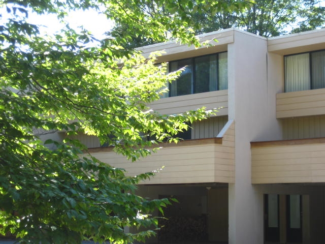 1277 Notchbrook Road, Unit 17ABC