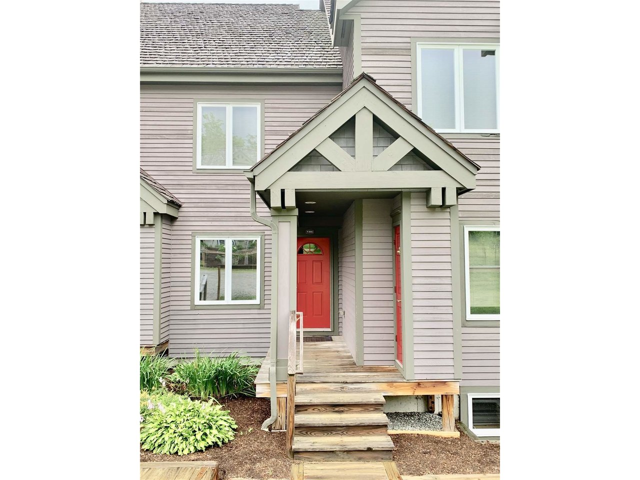 128 Bridge Road, Unit V366