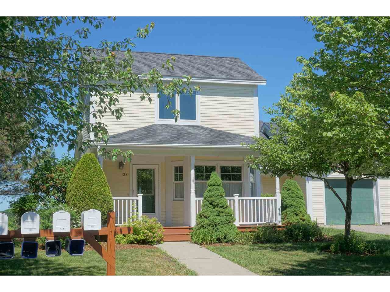 128 Commons Road