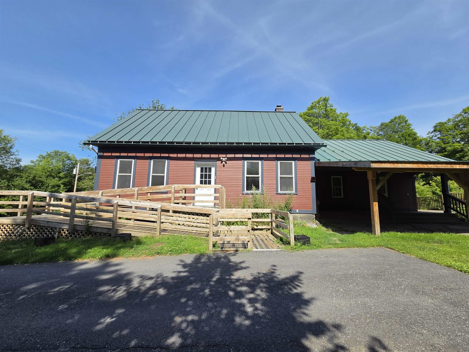 128 Elm Street, Cabot