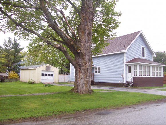 128 Lower Welden ST