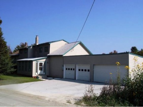 128 Nichols Rd