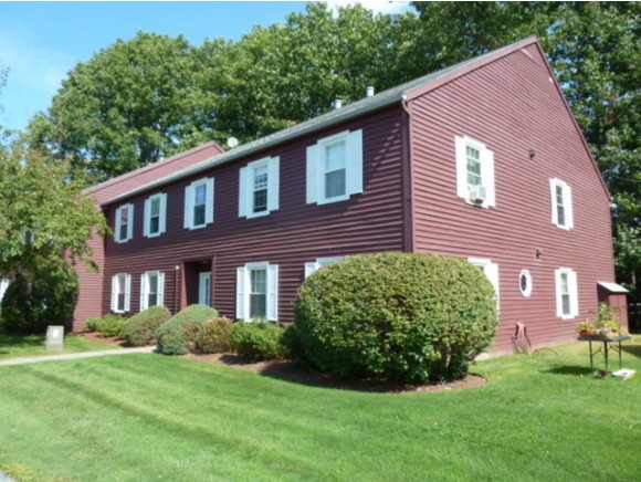128 North Twin Oaks Terrace, Unit 128