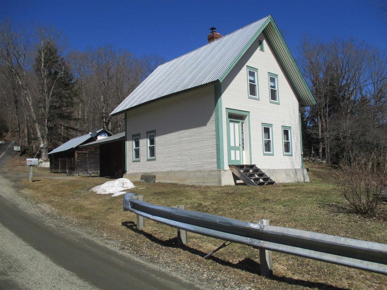 128 Oxbow Road