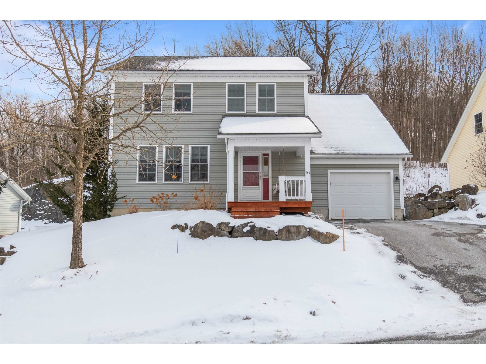 128 Thistle Hill Drive