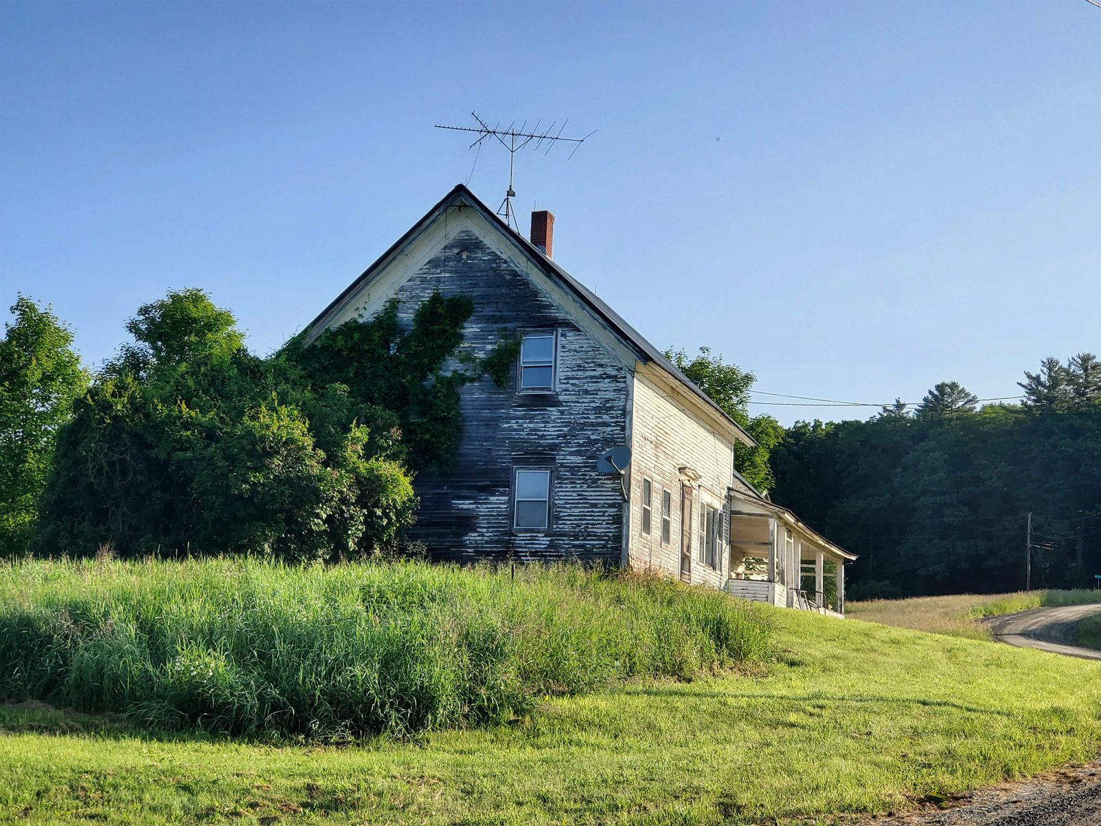 128 Valley View Road