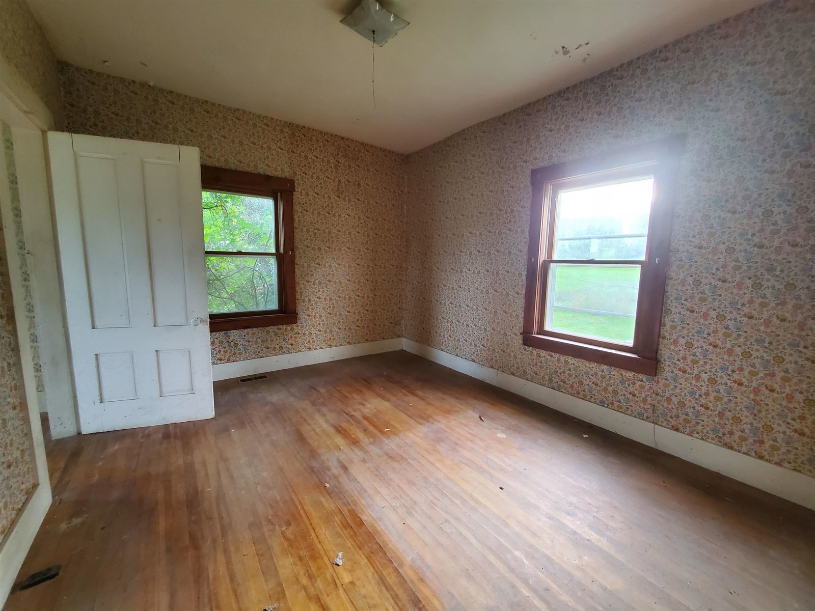 128 Valley View Road