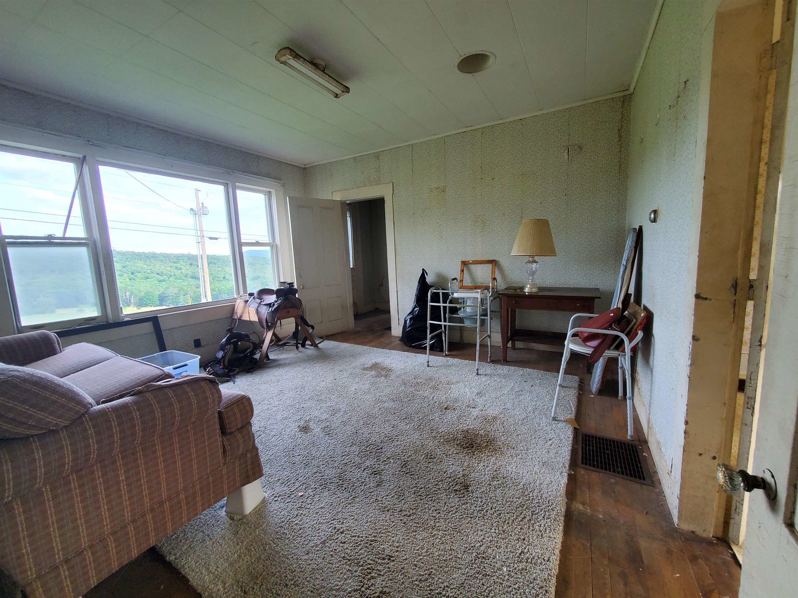 128 Valley View Road