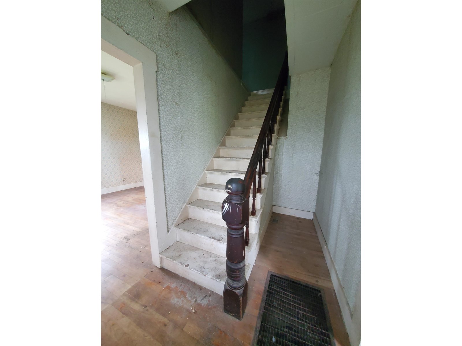 128 Valley View Road