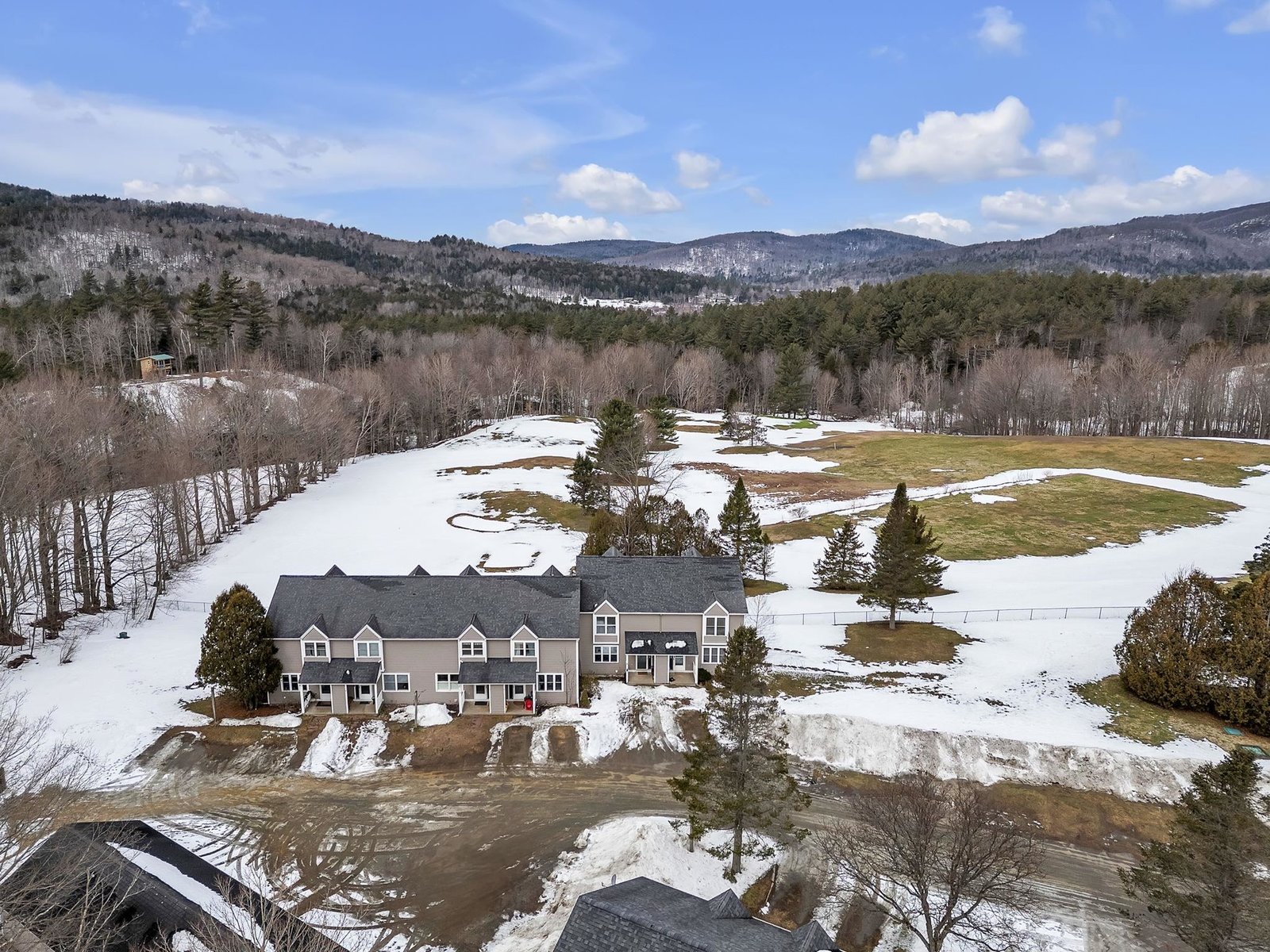128 West Country Club Drive, Unit 15