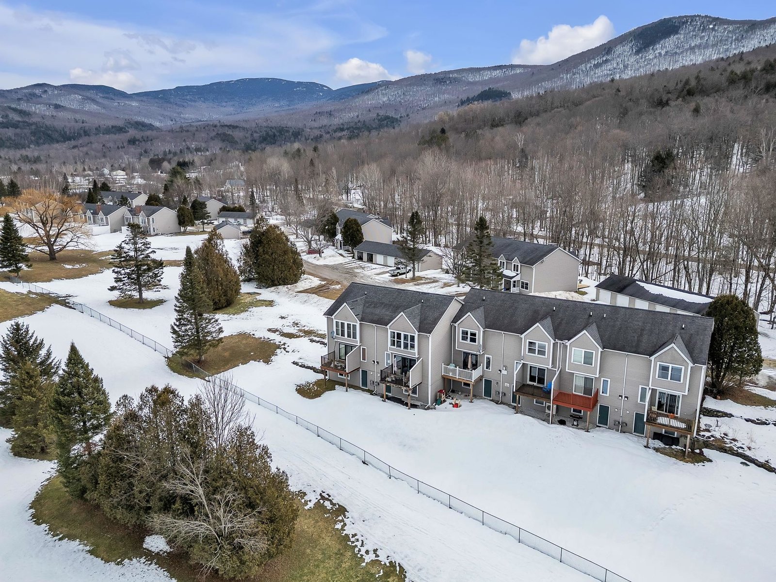 128 West Country Club Drive, Unit 15