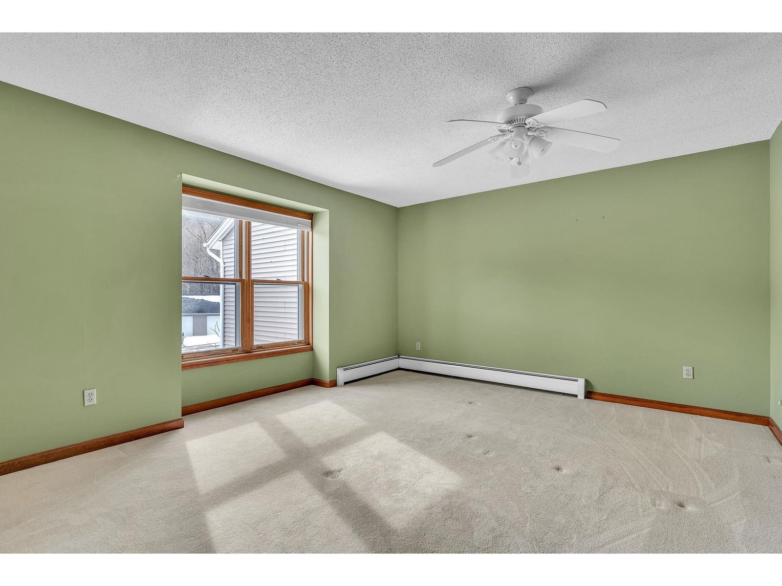 128 West Country Club Drive, Unit 15