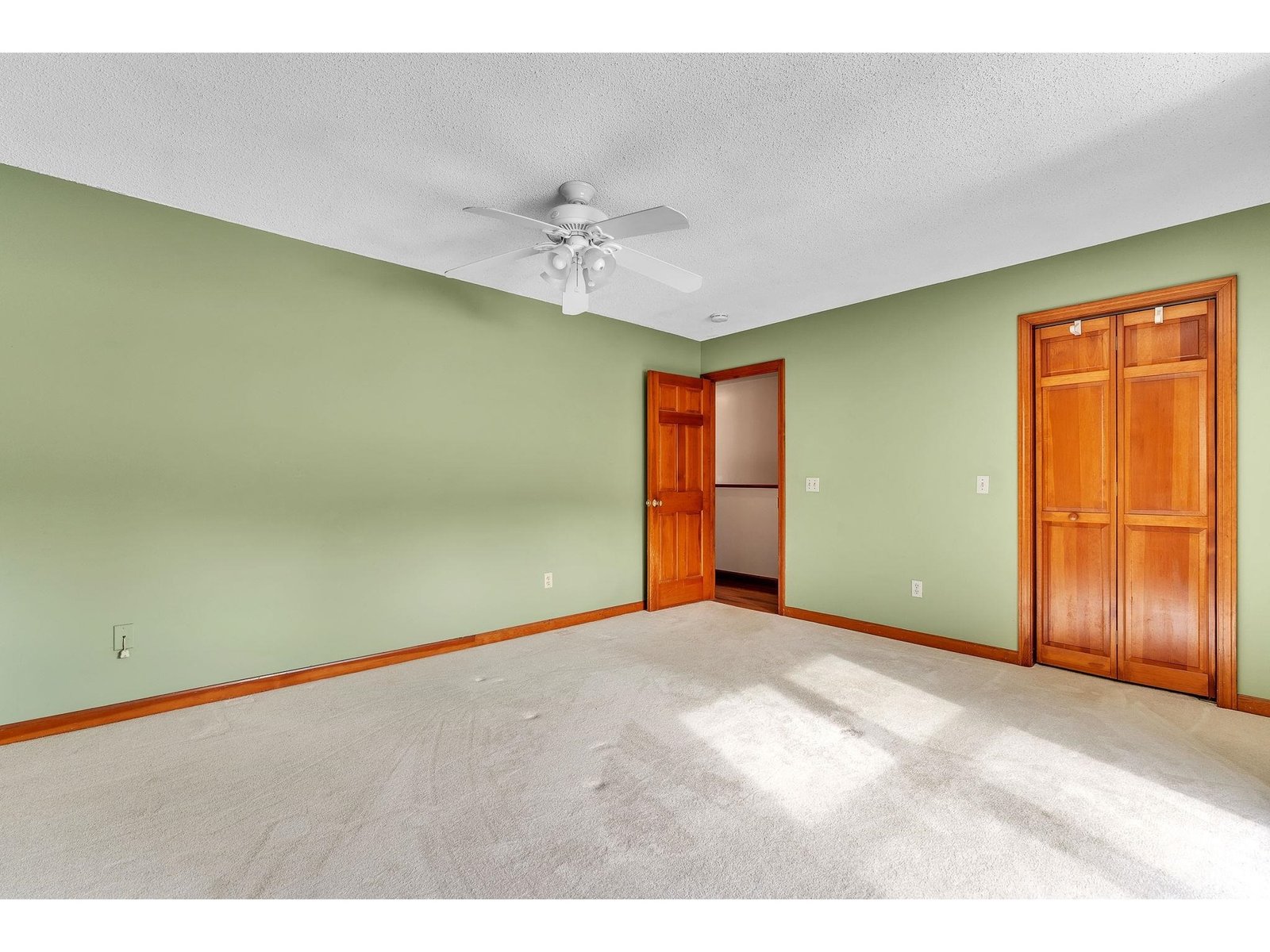 128 West Country Club Drive, Unit 15