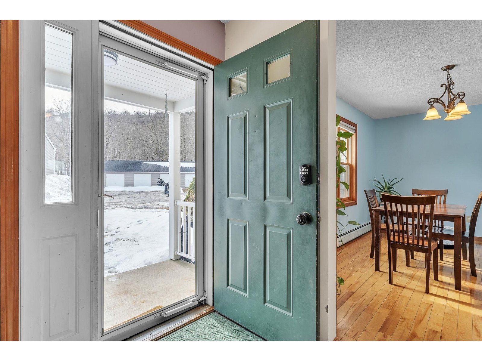 128 West Country Club Drive, Unit 15