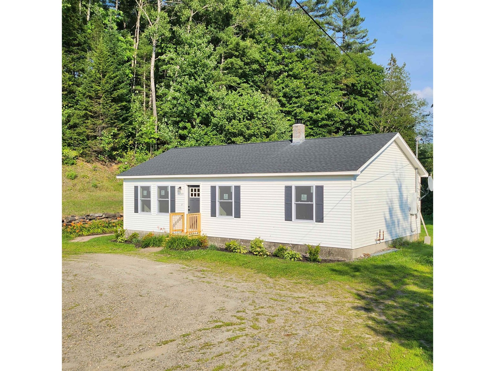 1289 Bugbee Crossing Road