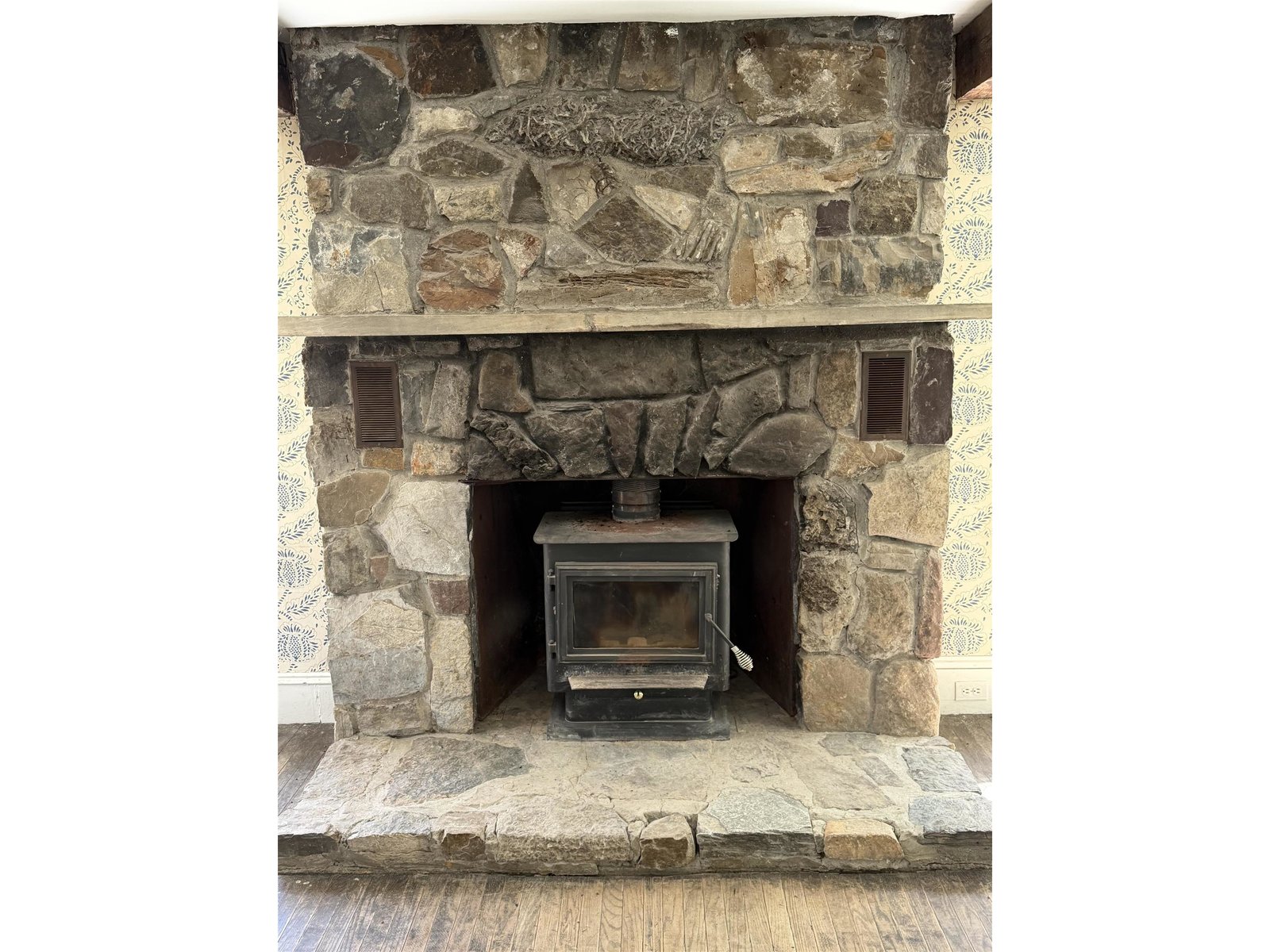 129 Daigneault Hill Road