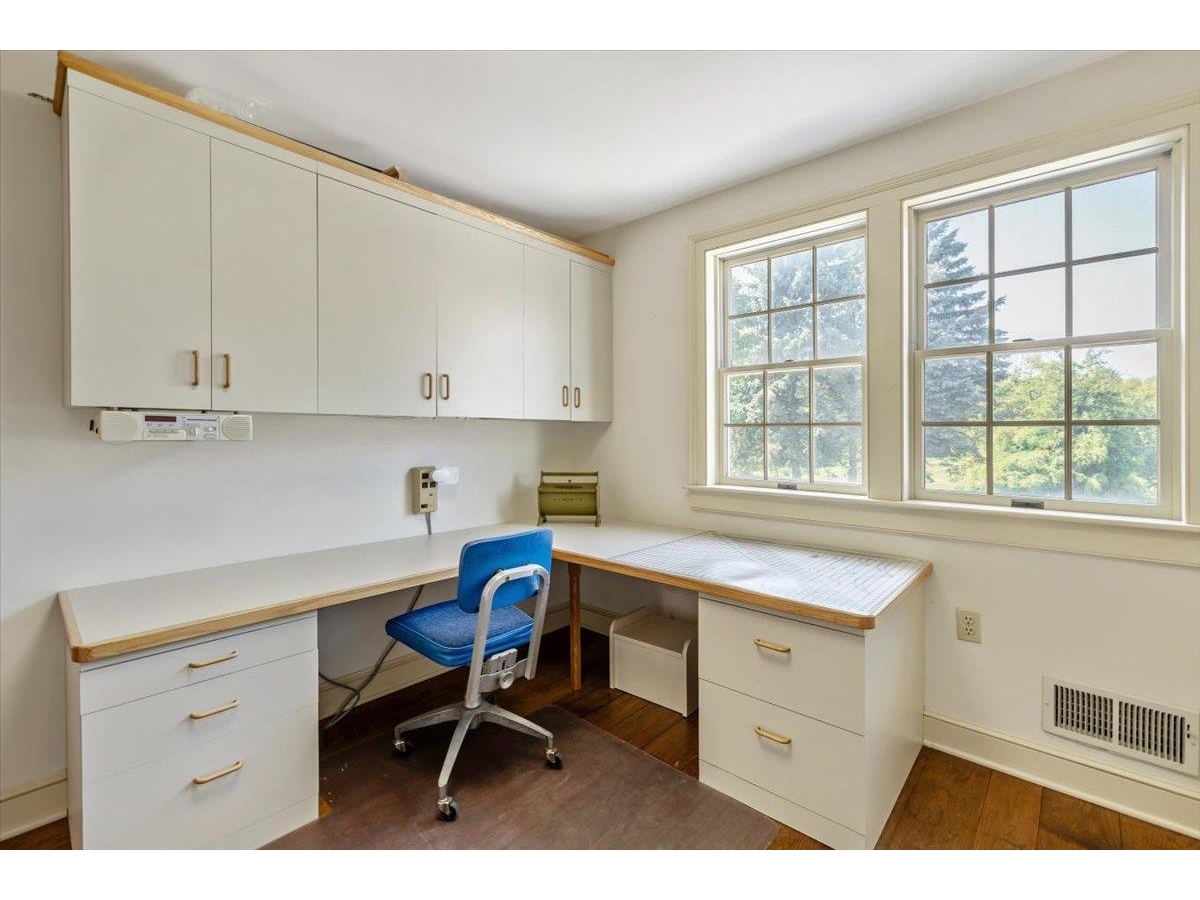 129 East Shore North