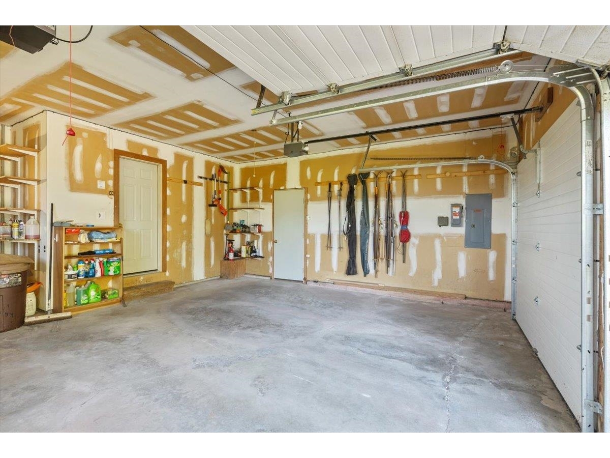 129 East Shore North