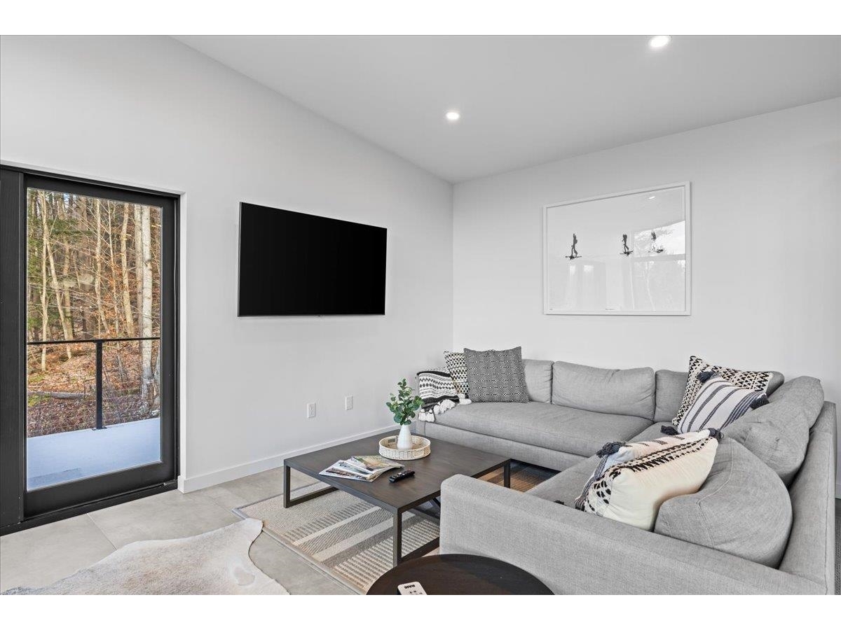 129 Eloise Lane, Unit A